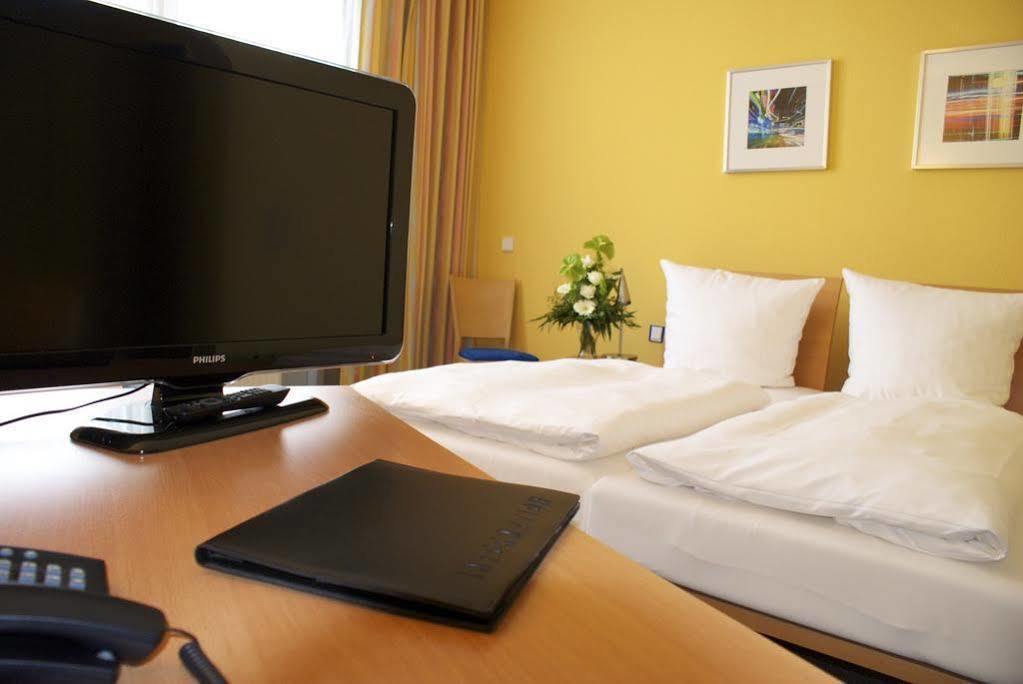 Dlrg Tagungszentrum Hotel Delphin Bad Nenndorf Εξωτερικό φωτογραφία